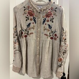 Johnny Was Beige Floral Embroidered Shirt